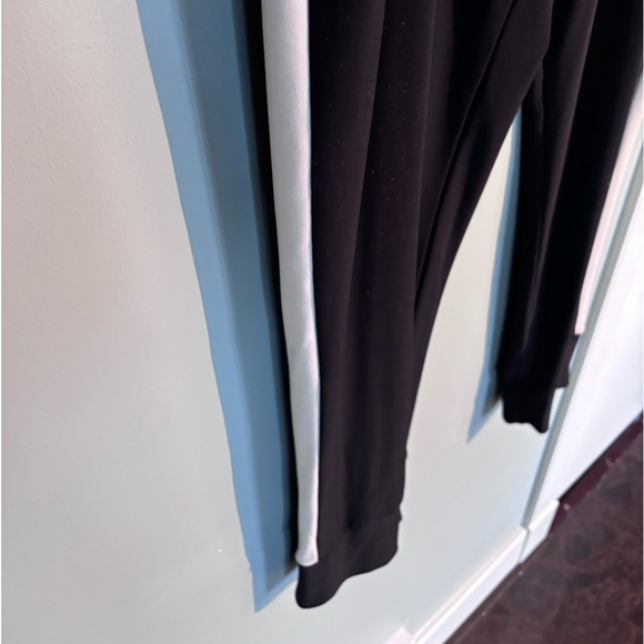 Joseph Ribkoff athletic pant - Picture 4 of 5
